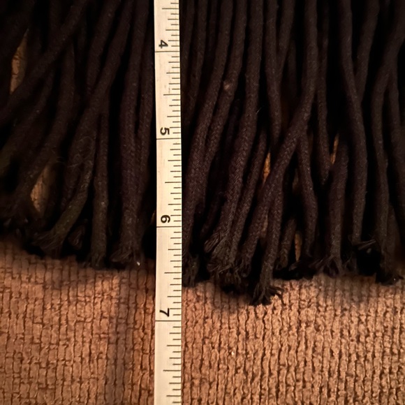 Danielle Nicole Macrame Fringe Bag - Picture 8 of 8